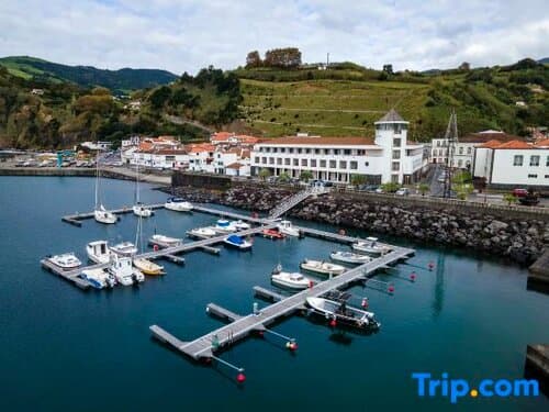 Внешний вид отеля Hotel do Mar