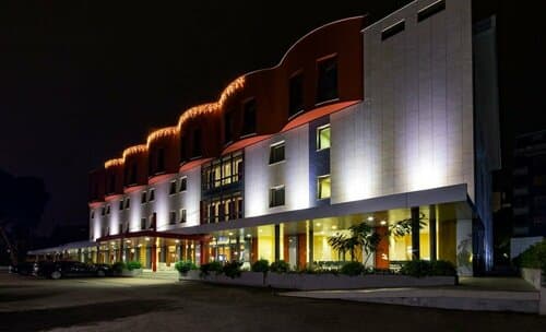 Внешний вид отеля Bv President Hotel