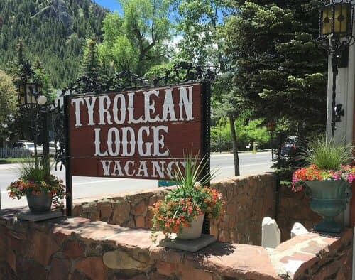 Внешний вид отеля Tyrolean Lodge