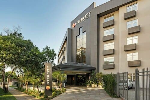 Внешний вид отеля Intercity Porto Alegre Aeroporto