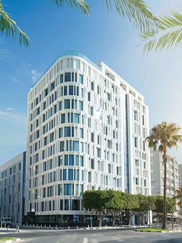 Внешний вид отеля Nyx Hotel Limassol by Leonardo Hotels