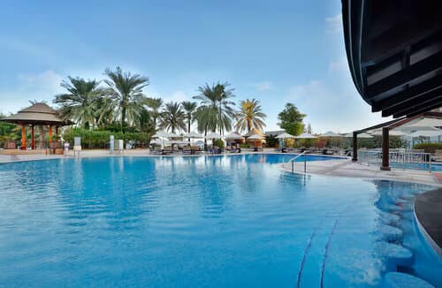 Внешний вид отеля Hilton Dubai The Walk в Мерсе Дубае