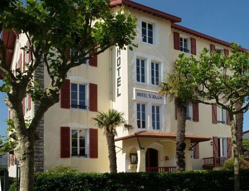 Внешний вид отеля Hotel St-Julien