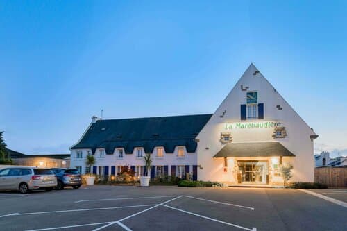 Внешний вид отеля Quality Hotel La Marebaudiere-Vannes