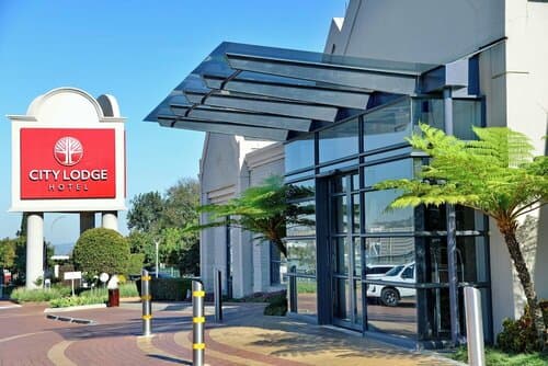 Внешний вид отеля City Lodge Johannesburg Airport, Barbara Road в Городе Метрополитенского Муниципалитете Экурхулени