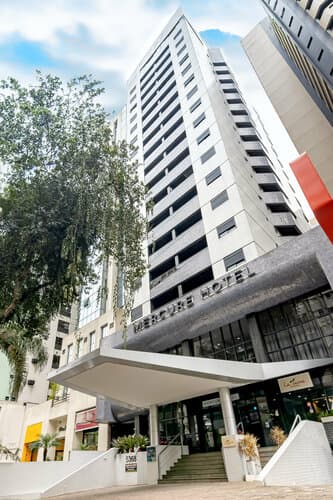 Внешний вид отеля Hotel intercity Curitiba 7 de Setembro в Куритибе