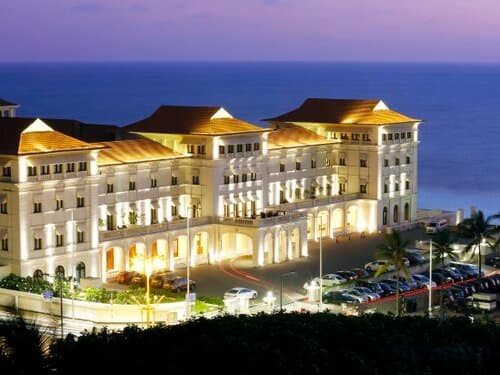 Внешний вид отеля Galle Face Hotel