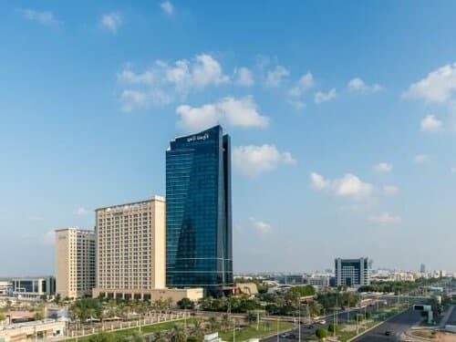 Внешний вид отеля Dusit Thani Abu Dhabi в Абу-Даби