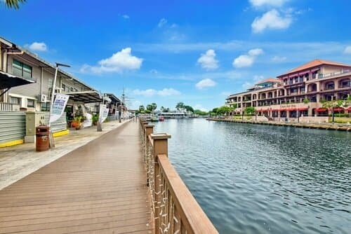 Внешний вид отеля Quayside Hotel в Малакке