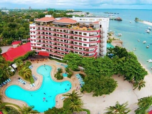 Внешний вид отеля Cebu White Sands Resort and SPA в Лапу-Лапу