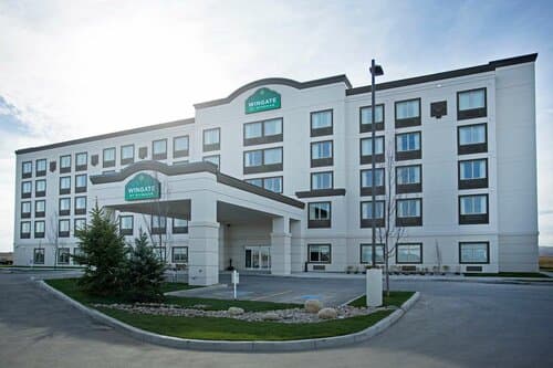 Внешний вид отеля Wingate by Wyndham Calgary Airport в Калгарях