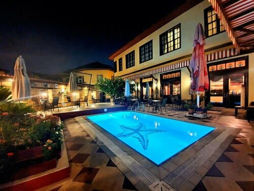 Внешний вид отеля Eski Masal Hotel в Муратпаше