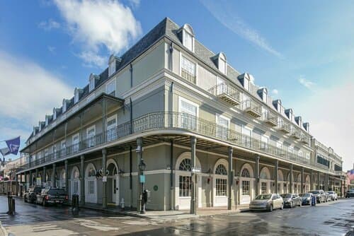 Внешний вид отеля Bourbon Orleans Hotel в Новом Орлеане