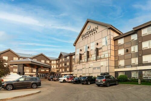 Внешний вид отеля Sandman Signature Edmonton South Hotel