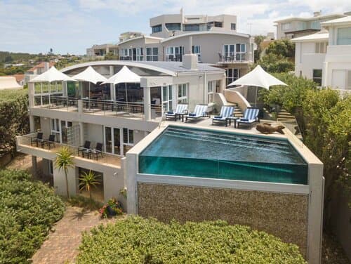 Внешний вид отеля Periwinkle Guest Lodge в Джордже