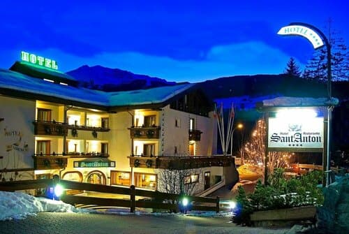 Внешний вид отеля Hotel Residence Sant Anton в Бормио