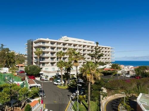 Внешний вид отеля Atlantic El Tope в Порто-де-ла-Крусе