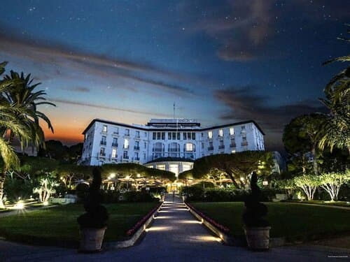 Внешний вид отеля Four Seasons Hotel Austin в Остине