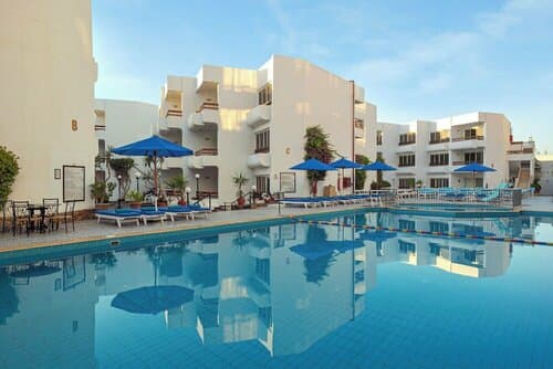 Внешний вид отеля Marlin Inn Azur Resort в Хургаде