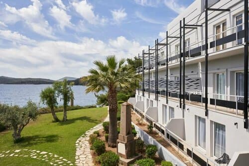 Внешний вид отеля Xenia Poros Image Hotel в Поросе
