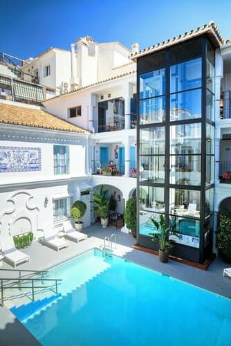 Внешний вид отеля Hotel La Fonda в Бенальмадене