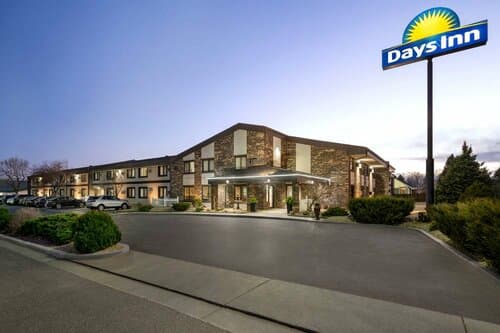 Внешний вид отеля Days Inn by Wyndham Fort Collins