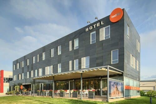 Внешний вид отеля Hotel Bed4U Tudela