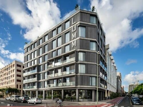 Внешний вид отеля Hotel Livvo Lumm