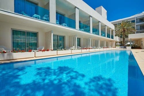 Внешний вид отеля Hotel More