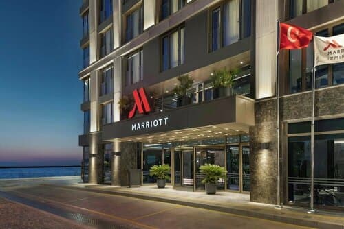 Внешний вид отеля Izmir Marriott Hotel