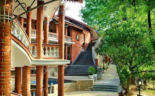 Внешний вид отеля WelcomHeritage Taragarh Palace
