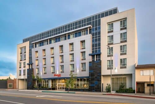 Внешний вид отеля Holiday Inn Express North Hollywood - Burbank Area, an Ihg Hotel