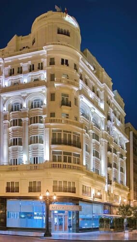 Внешний вид отеля Melia Plaza в Валенсии (провинция)