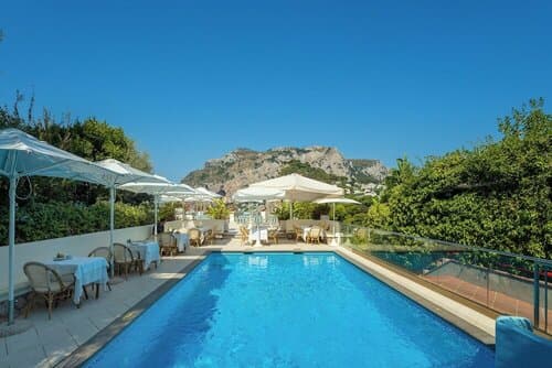 Внешний вид отеля Hotel Villa Brunella в Капрях