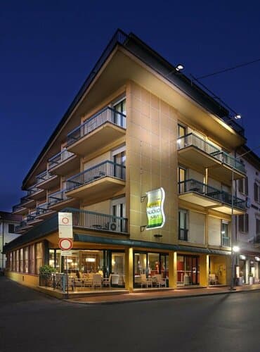 Внешний вид отеля Hotel Nuovo Savi в Монтекатини-Терме
