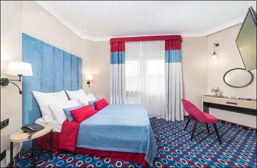 Внешний вид отеля Альбатрос в Анапе