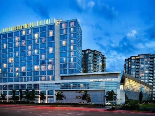 Внешний вид отеля The Westin Wall Centre, Vancouver Airport