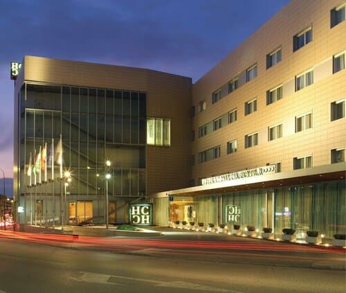 Внешний вид отеля Hotel Andalucia Center в Гранаде