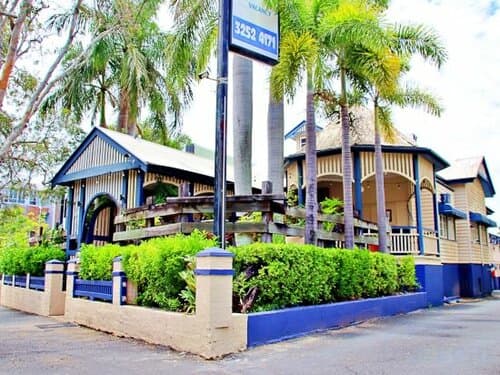 Внешний вид отеля Brisbane Manor Hotel