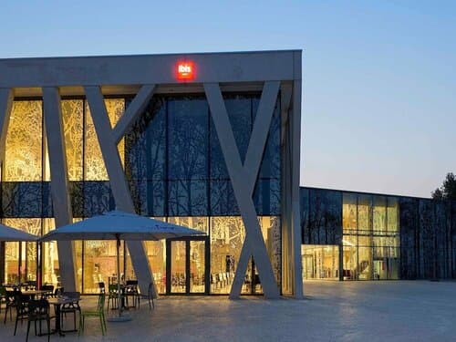 Внешний вид отеля Ibis Leuven Heverlee