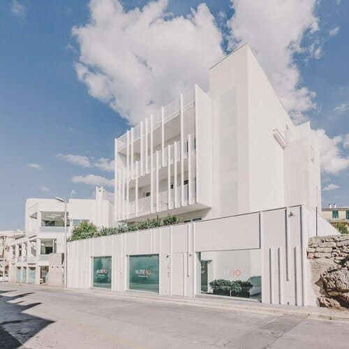 Внешний вид отеля Suite 10 Home Design & SPA в Полиньяно-а-Маре