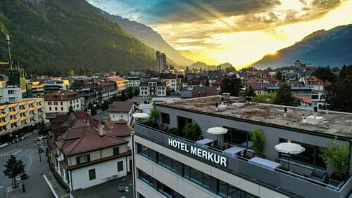 Внешний вид отеля Hotel Merkur Interlaken в Интерлакене