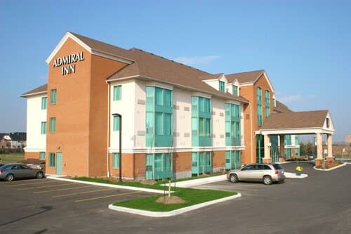 Внешний вид отеля Admiral Inn Mississauga Toronto в Миссиссоге
