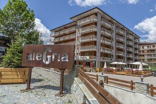 Внешний вид отеля Hotel K2