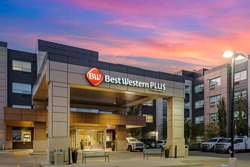 Внешний вид отеля Best Western Plus Sawridge Suites