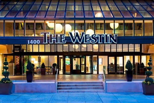 Внешний вид отеля The Westin Washington, D. C. City Center в Вашингтоне