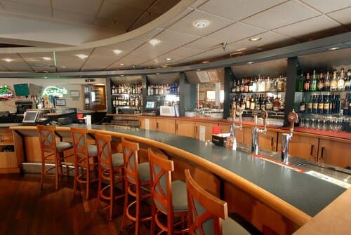 Внешний вид отеля The Landing Hotel & Restaurant