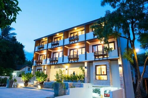 Внешний вид отеля Montien House Chewang Beach Resort в Чавенге