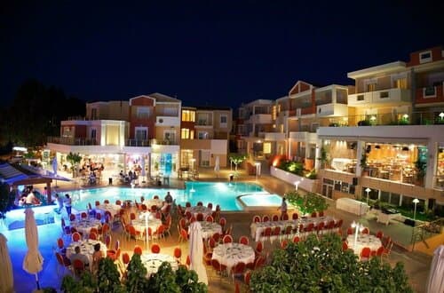 Внешний вид отеля Heliotrope Hotels