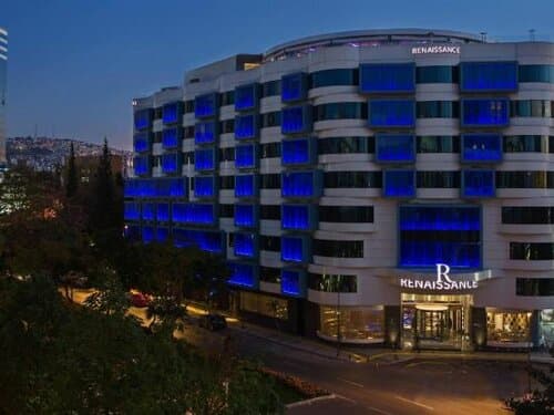 Внешний вид отеля Renaissance Izmir Hotel